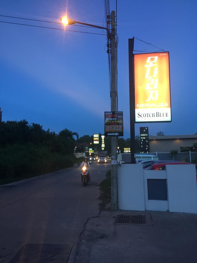 Picasso Motel Pattaya Bagian luar foto